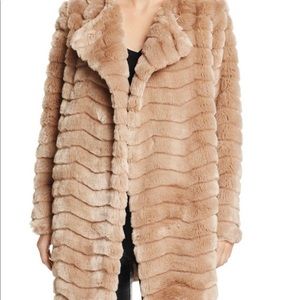 BB Dakota faux fur.